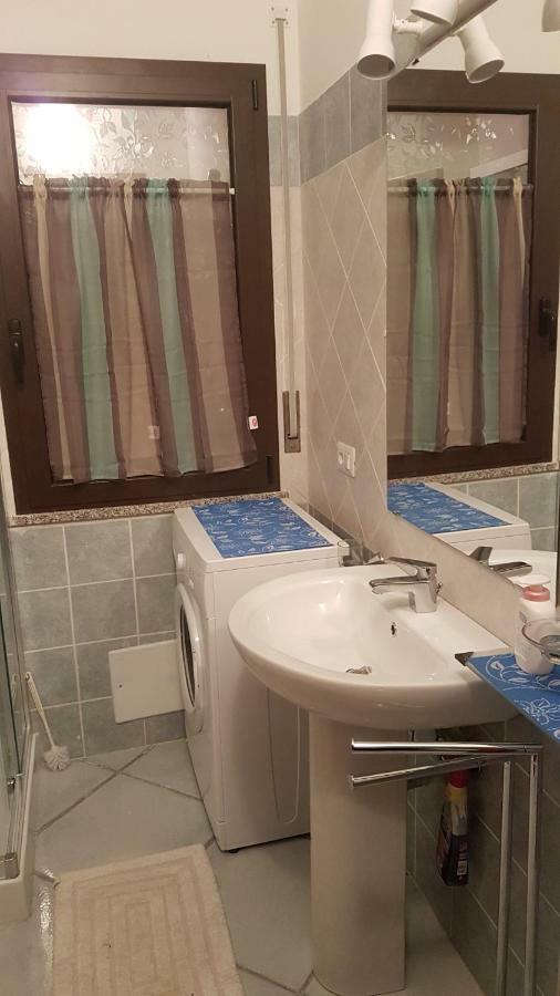 Milly Apartment Арбатакс Екстер'єр фото